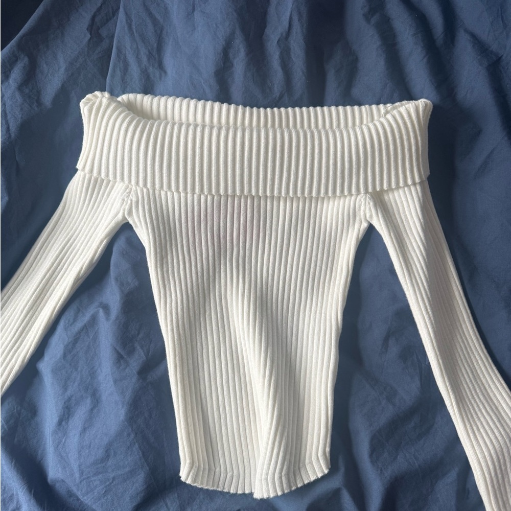 Edikted White Ribbed Off-Shoulder Top
